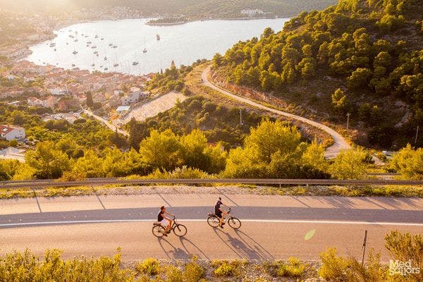 MedSailors Croatia adventures - Explore the coast and visit beautiful towns