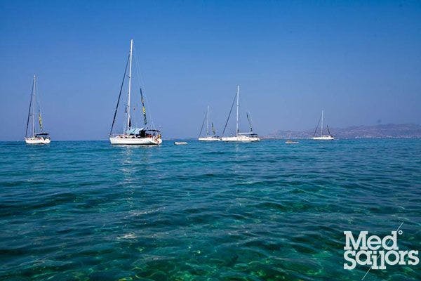 Holiday-Sailing-Turquoise-Waters-Med-Sailors