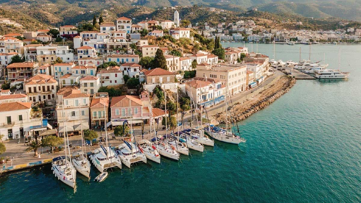 MedSailors yachts in Poros